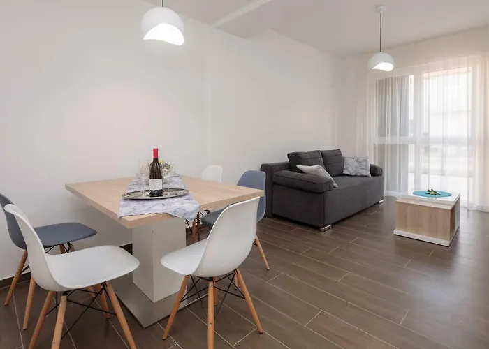 Kos D Apartment Supetar