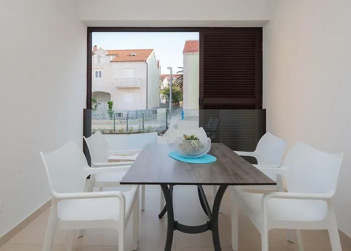 Apartment Kos D Supetar