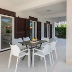 Kos D Appartement Supetar