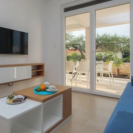 Kos D Apartment *